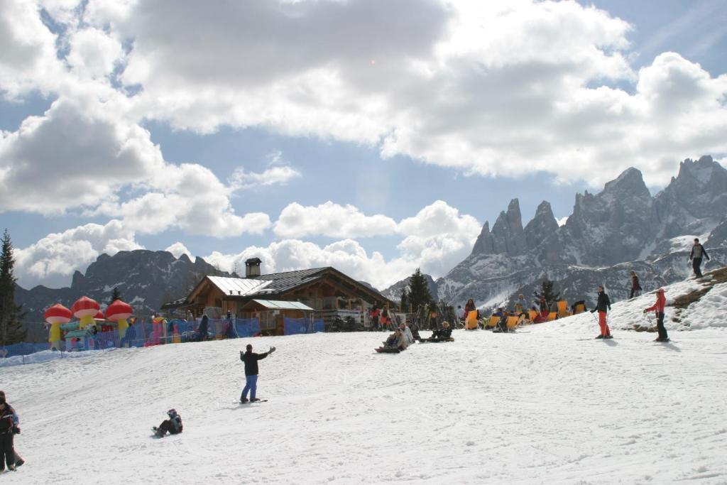 Hotel Orsa Maggiore 팔카데 외부 사진