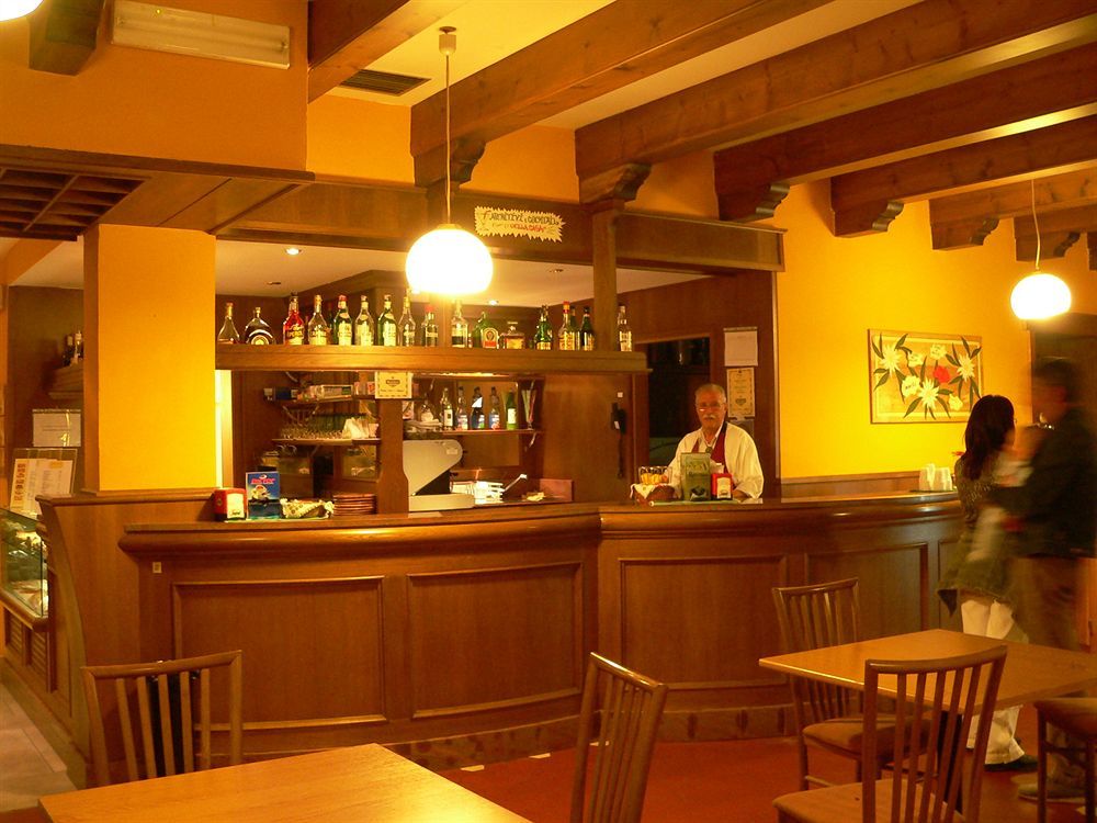 Hotel Orsa Maggiore 팔카데 외부 사진